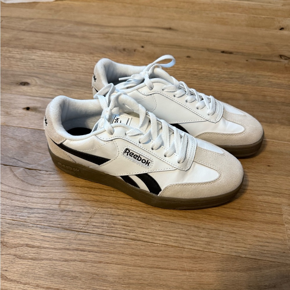 Reebok Women's White and Black Sneakers